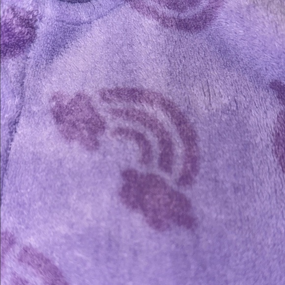 Pekkel Kid's Robe Purple and White Pajama with Hood and Unicorn Pockets - Picture 7 of 10